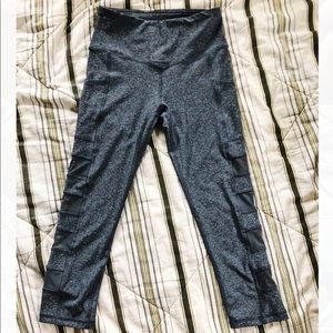 Grey cropped mesh detailed yoga/athletic leggings